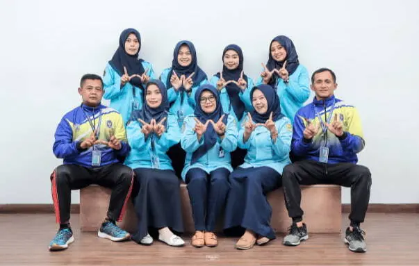 Placeholder gambar siswa dan lingkungan sekolah